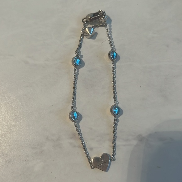 Gucci Bracelet - Picture 2 of 4